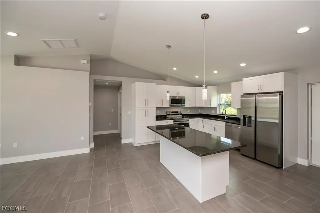6073 Kumquat Circle Labelle FL 33935