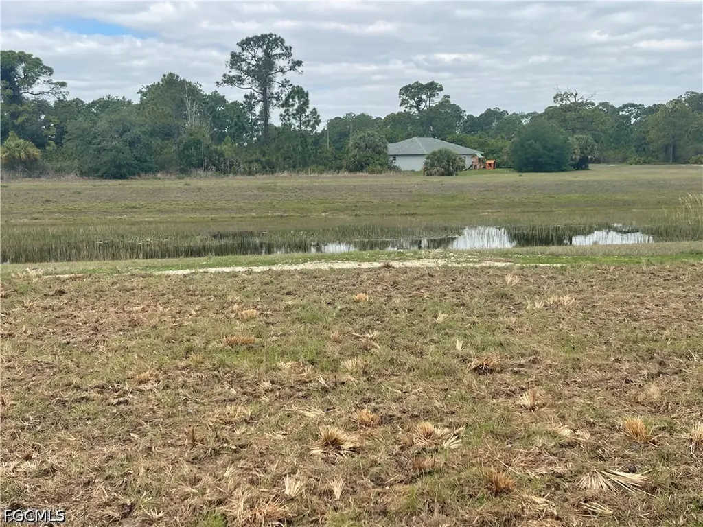 6073 Kumquat Circle Labelle FL 33935
