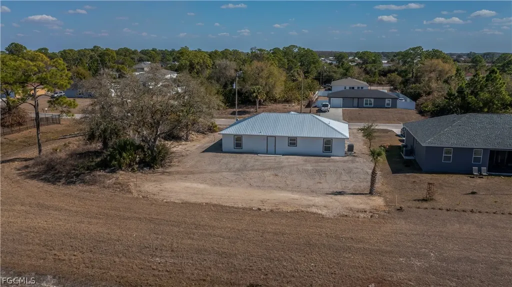 6073 Kumquat Circle Labelle FL 33935