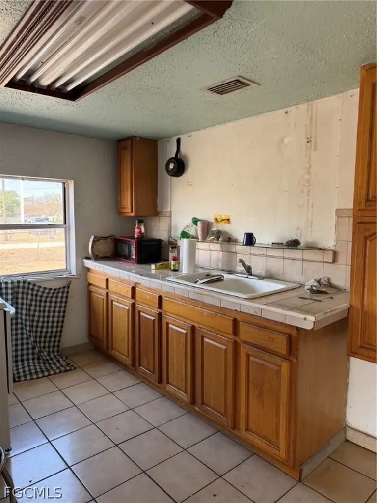 1274 Hookers Point Road Clewiston FL 33440