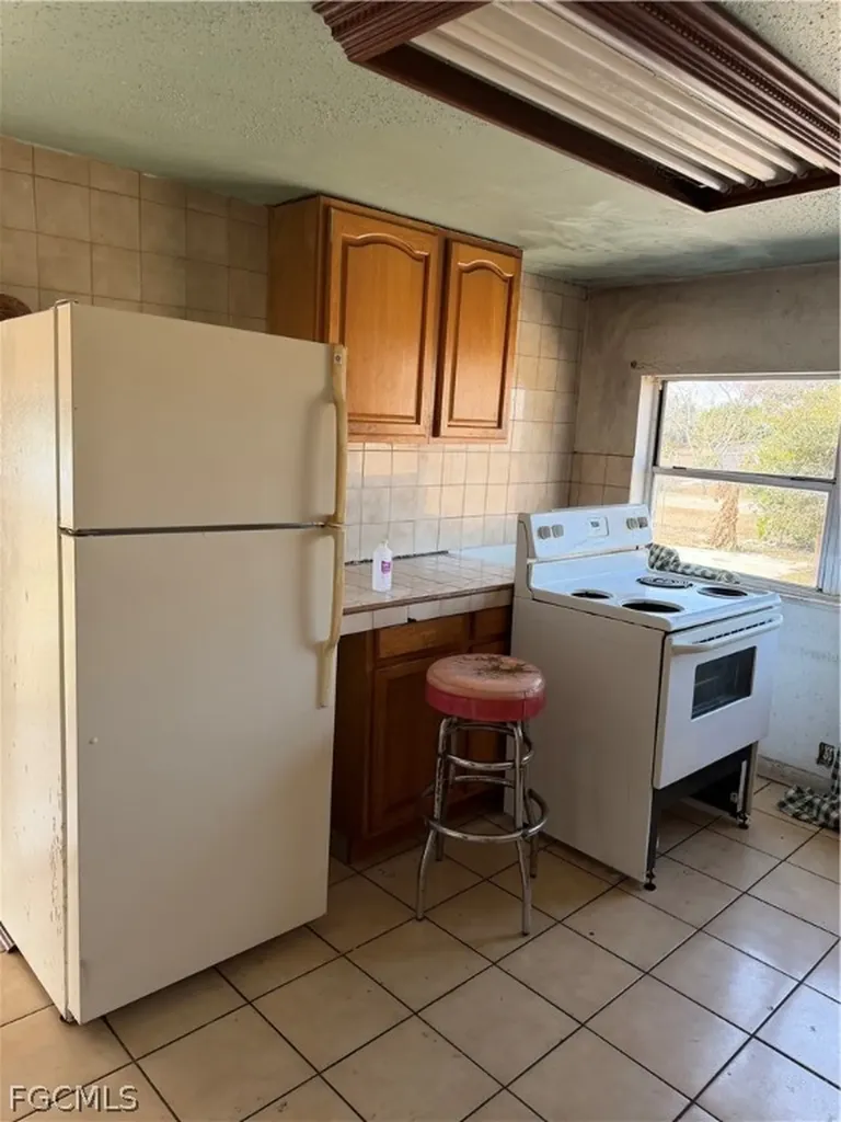 1274 Hookers Point Road Clewiston FL 33440