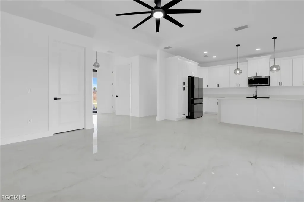1014 Countess Avenue Lehigh Acres FL 33974