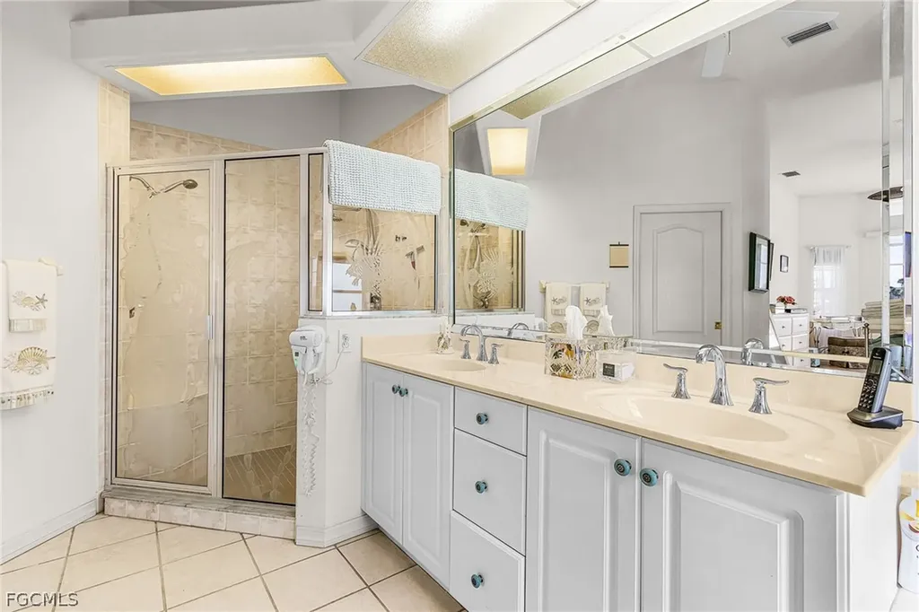 134 SW 46th Terrace Cape Coral FL 33914