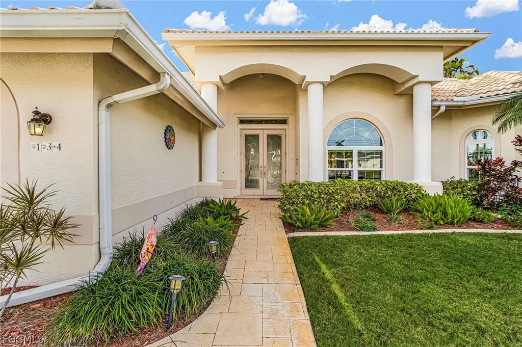 134 SW 46th Terrace Cape Coral FL 33914