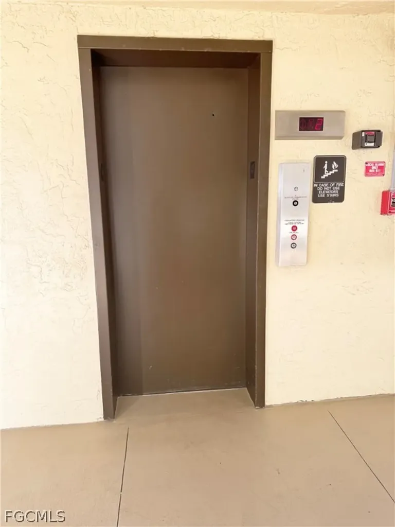 11220 Caravel Circle Fort Myers FL 33908
