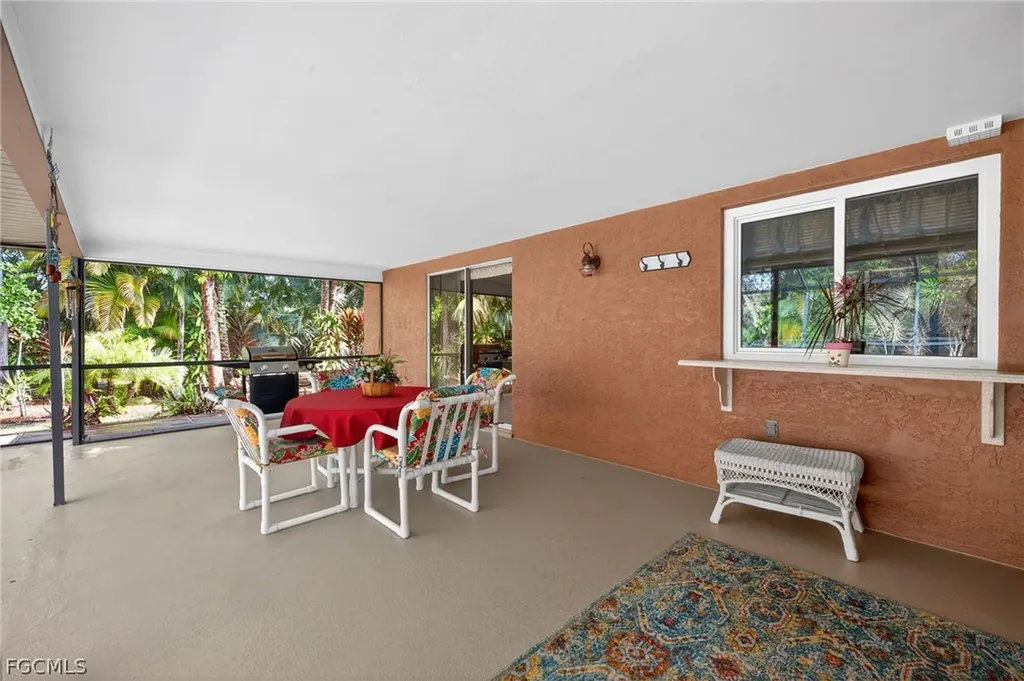 17411 Williamsburg Drive North Fort Myers FL 33917