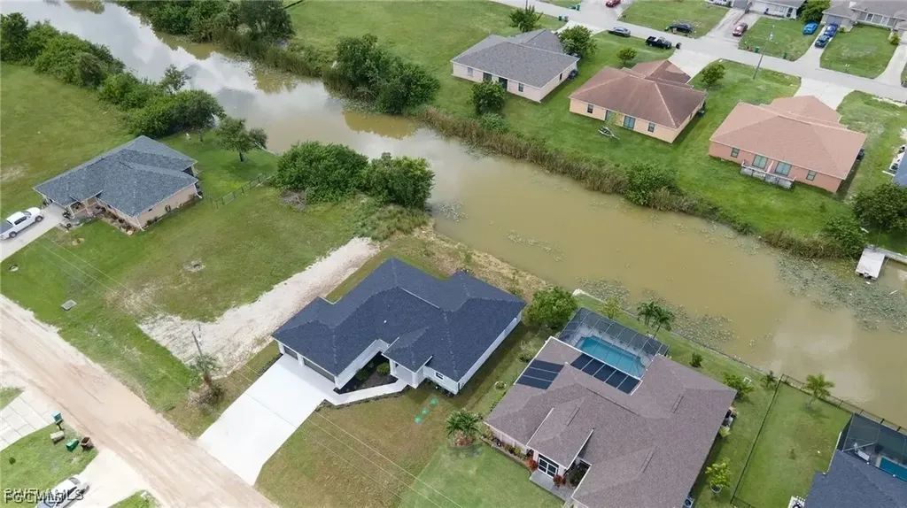 1306 NE 9th Avenue Cape Coral FL 33909