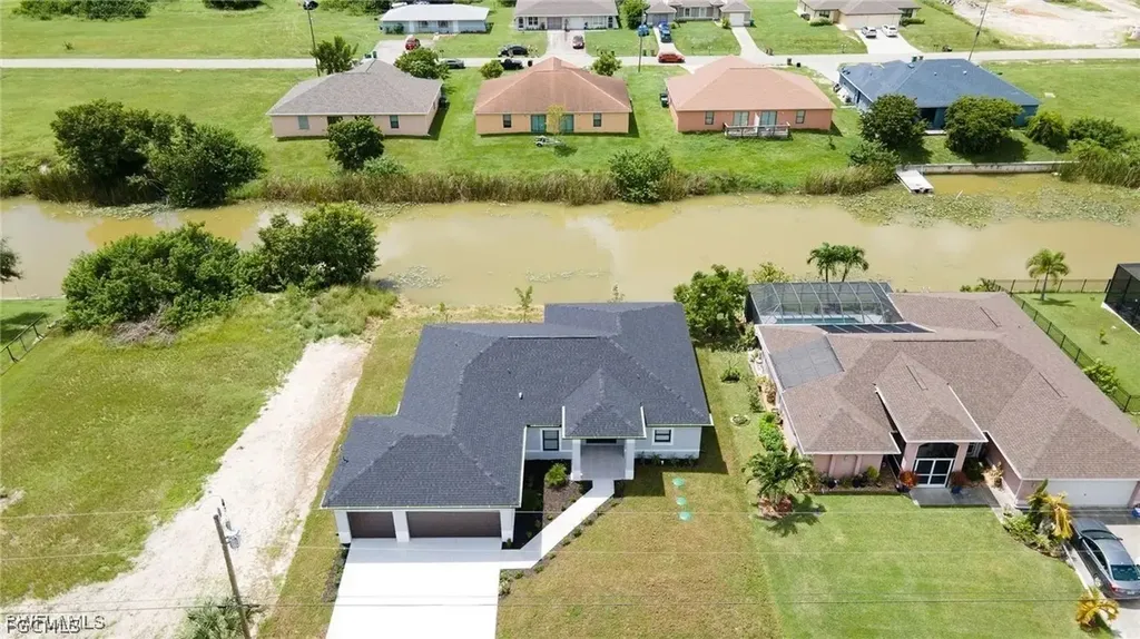1306 NE 9th Avenue Cape Coral FL 33909