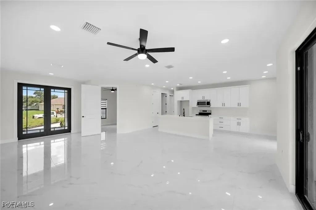 1306 NE 9th Avenue Cape Coral FL 33909