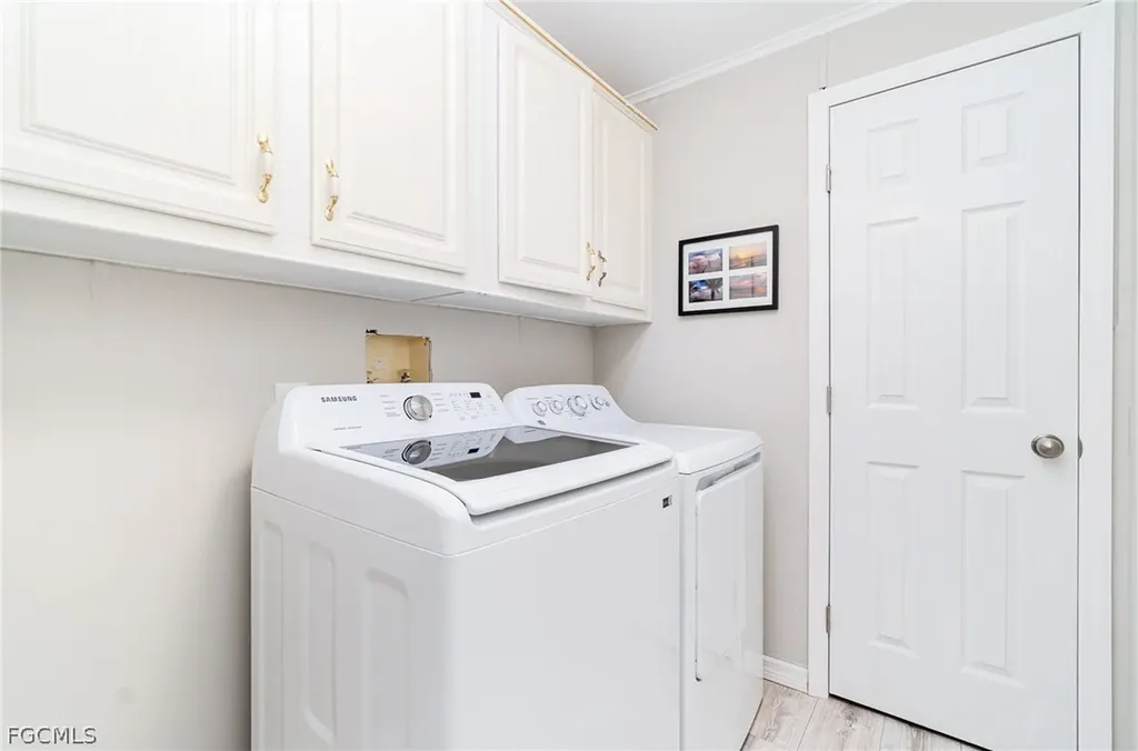 17561 Canal Cove Court Fort Myers Beach FL 33931