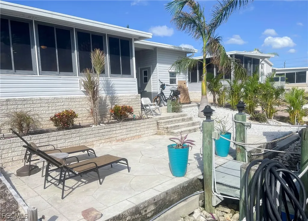 17561 Canal Cove Court Fort Myers Beach FL 33931