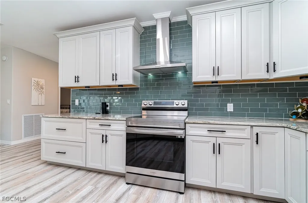 17561 Canal Cove Court Fort Myers Beach FL 33931