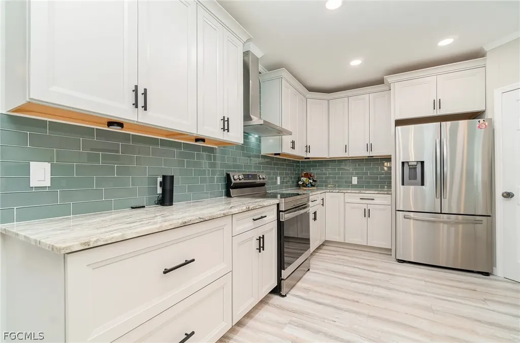 17561 Canal Cove Court Fort Myers Beach FL 33931