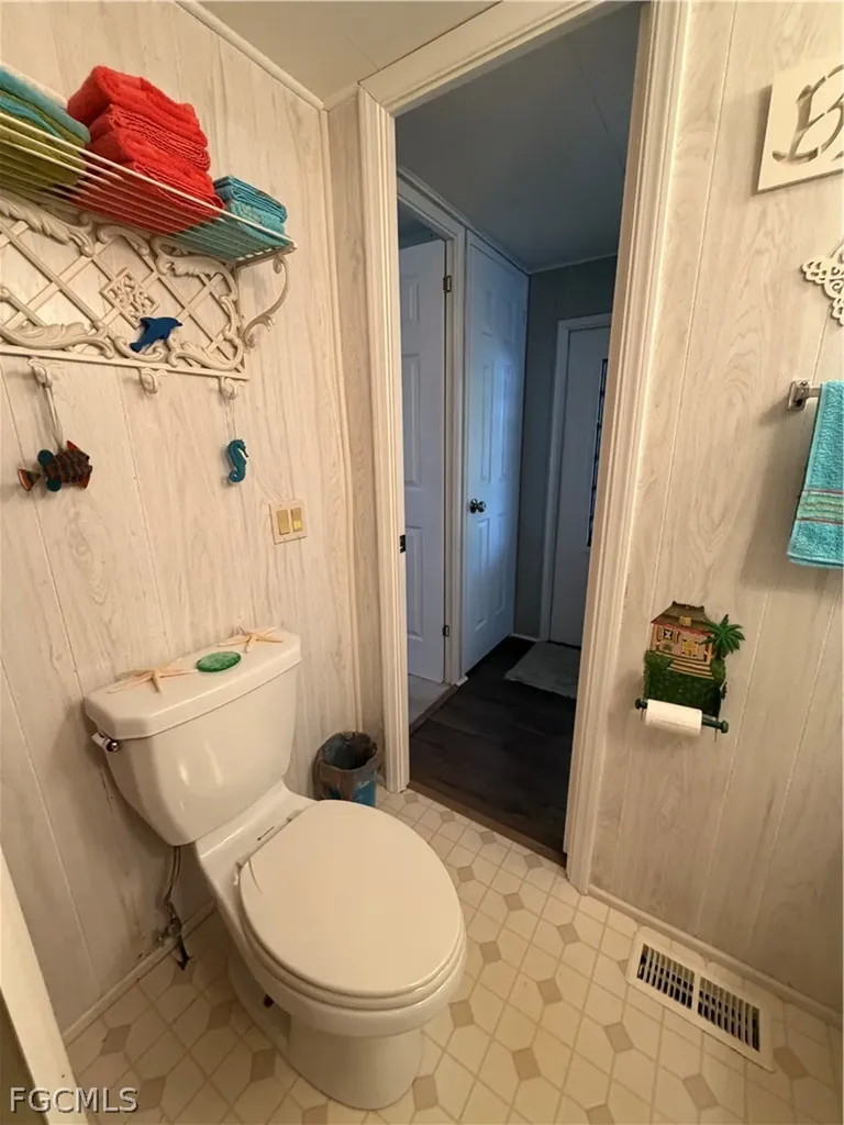 113 Chisholm Trail North Fort Myers FL 33917