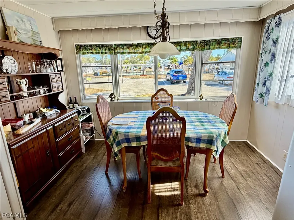 113 Chisholm Trail North Fort Myers FL 33917