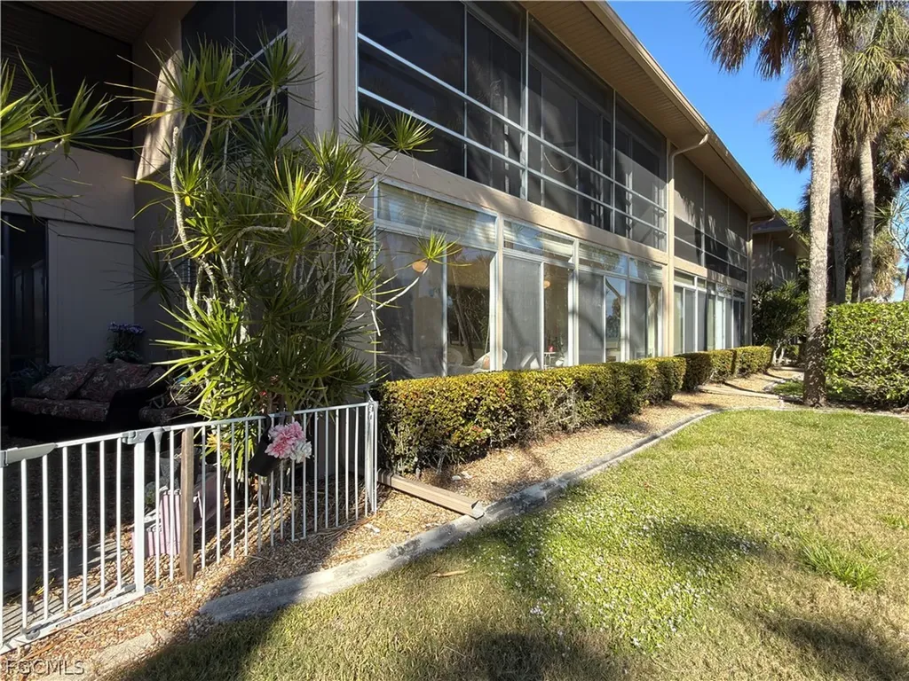 1699 Golf Club Drive North Fort Myers FL 33903