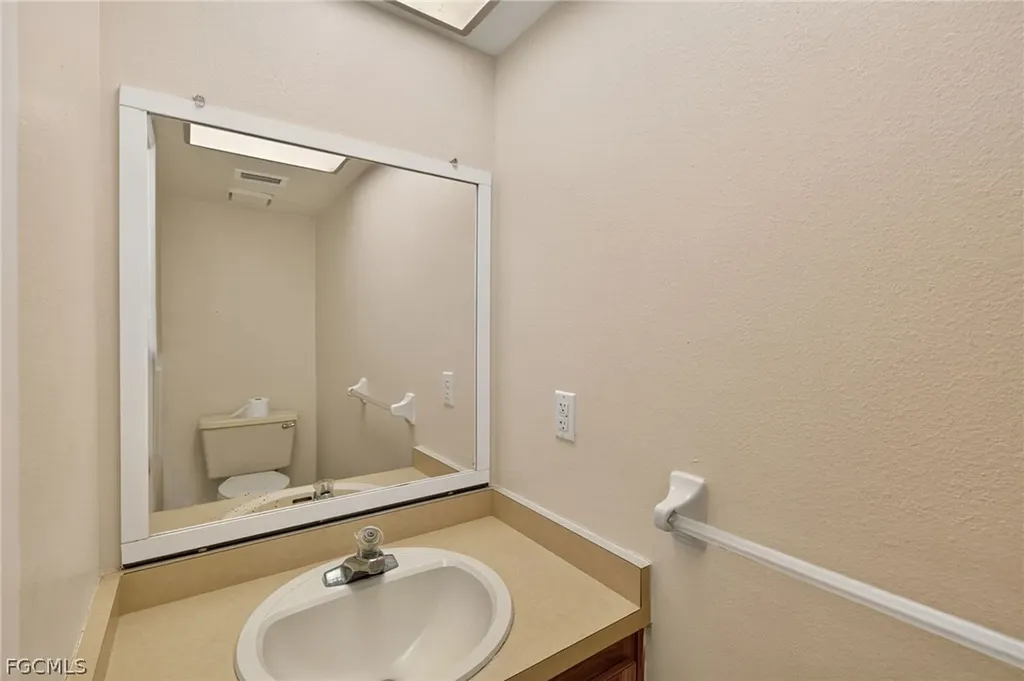 4641 SW Santa Barbara Place Cape Coral FL 33914