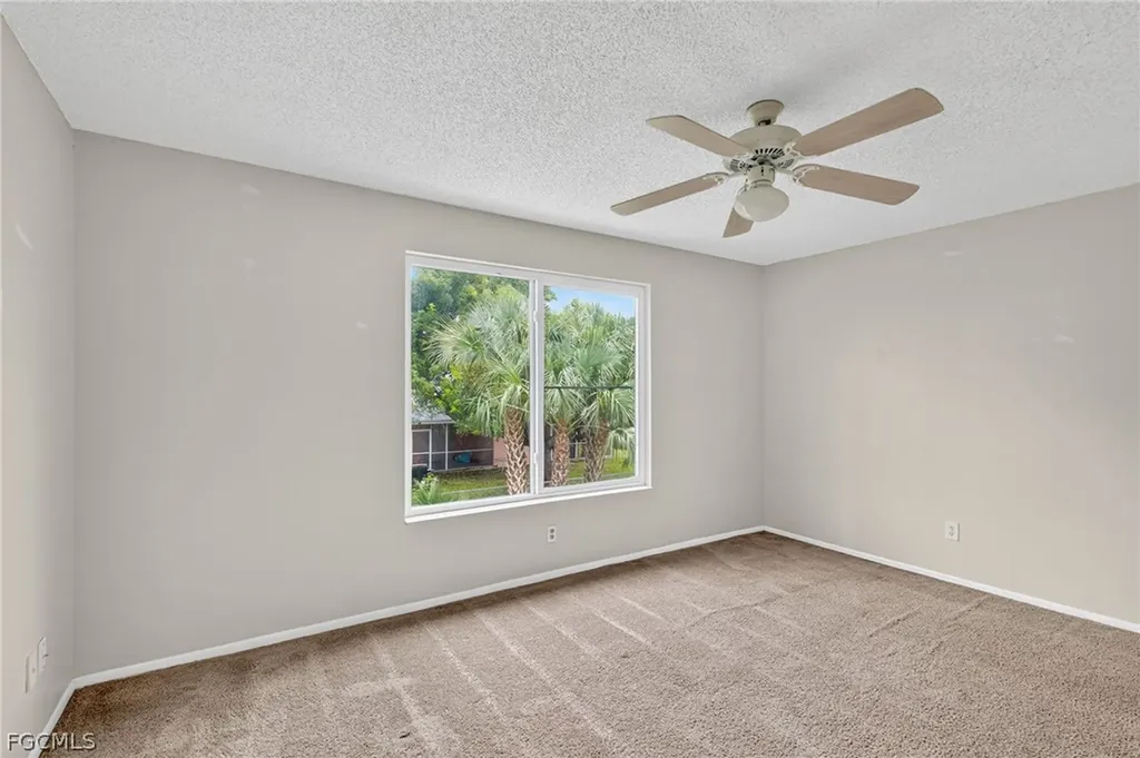 4641 SW Santa Barbara Place Cape Coral FL 33914