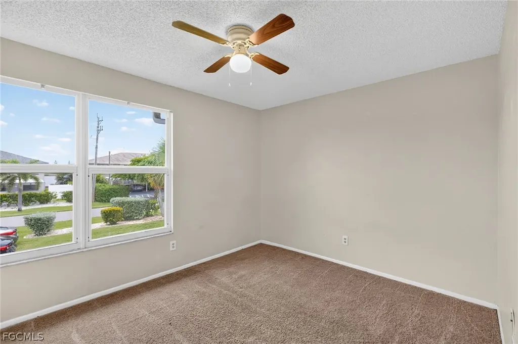 4641 SW Santa Barbara Place Cape Coral FL 33914