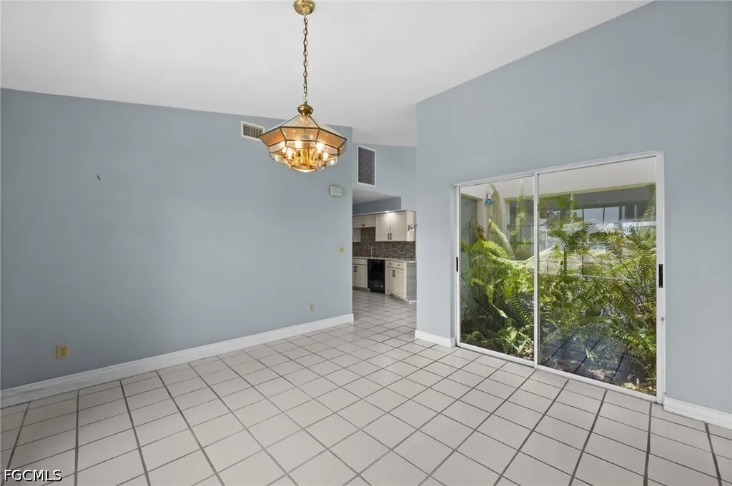 7305 Constitution Circle Fort Myers FL 33967
