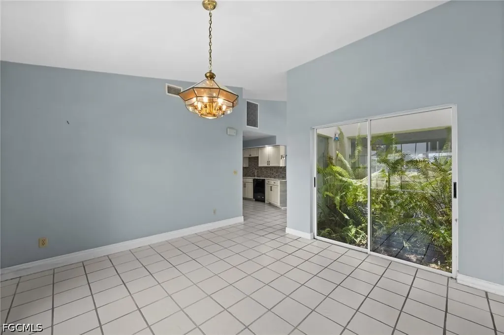 7305 Constitution Circle Fort Myers FL 33967