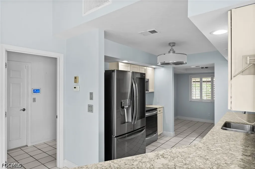 7305 Constitution Circle Fort Myers FL 33967