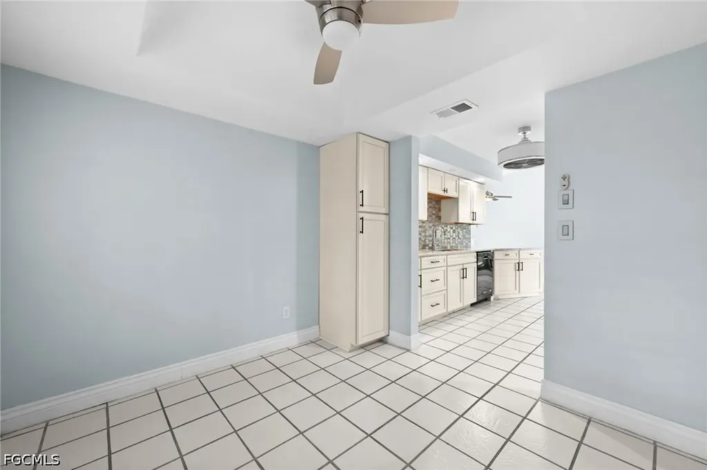 7305 Constitution Circle Fort Myers FL 33967