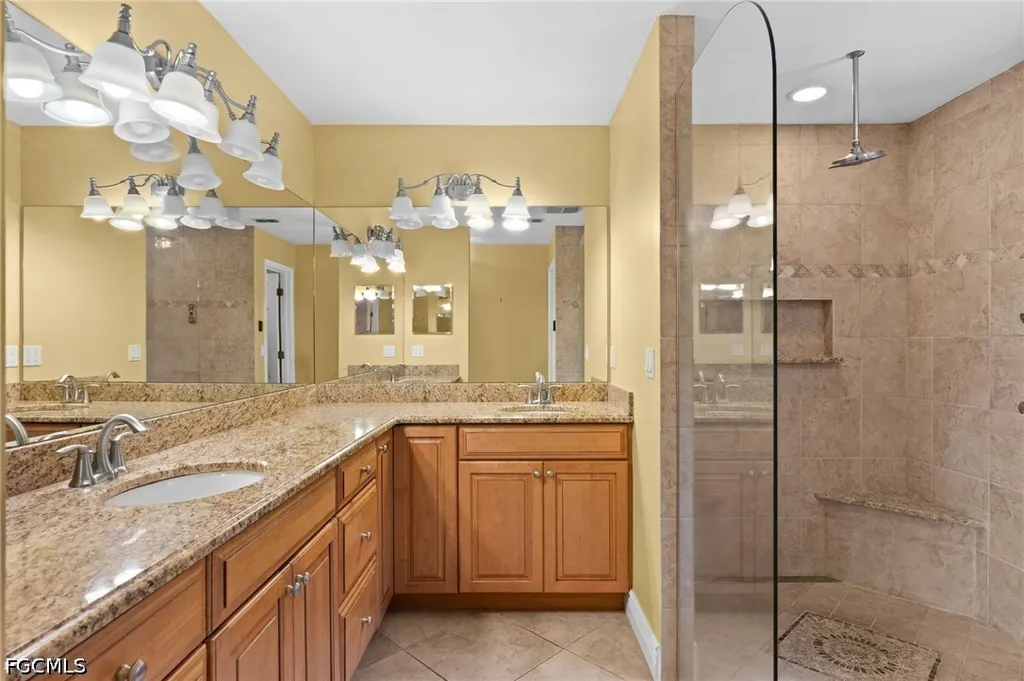 7305 Constitution Circle Fort Myers FL 33967
