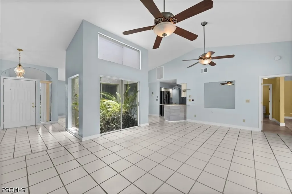 7305 Constitution Circle Fort Myers FL 33967