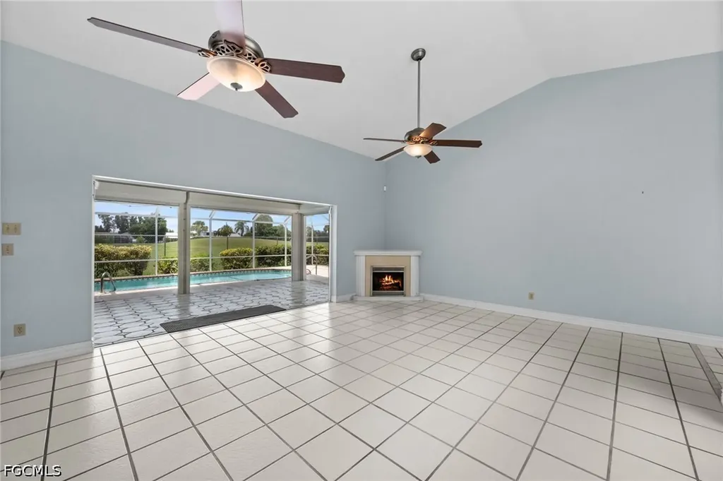 7305 Constitution Circle Fort Myers FL 33967