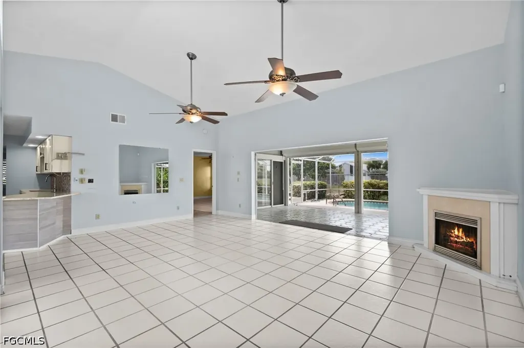 7305 Constitution Circle Fort Myers FL 33967