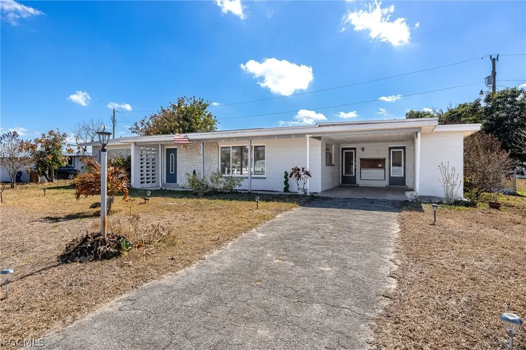 136 Coolidge Avenue Lehigh Acres FL 33936