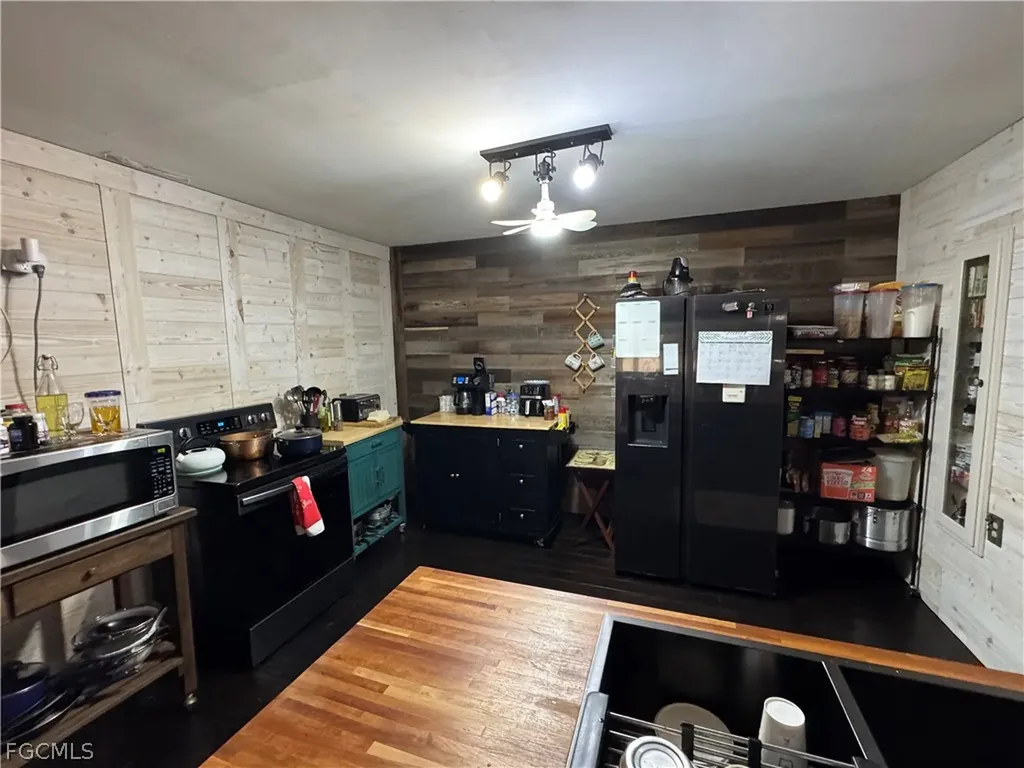 200 Riverview Drive Labelle FL 33935