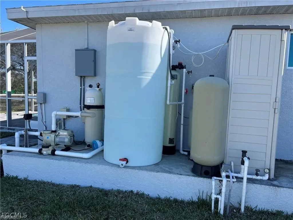 4211 NE 19th Avenue Cape Coral FL 33909