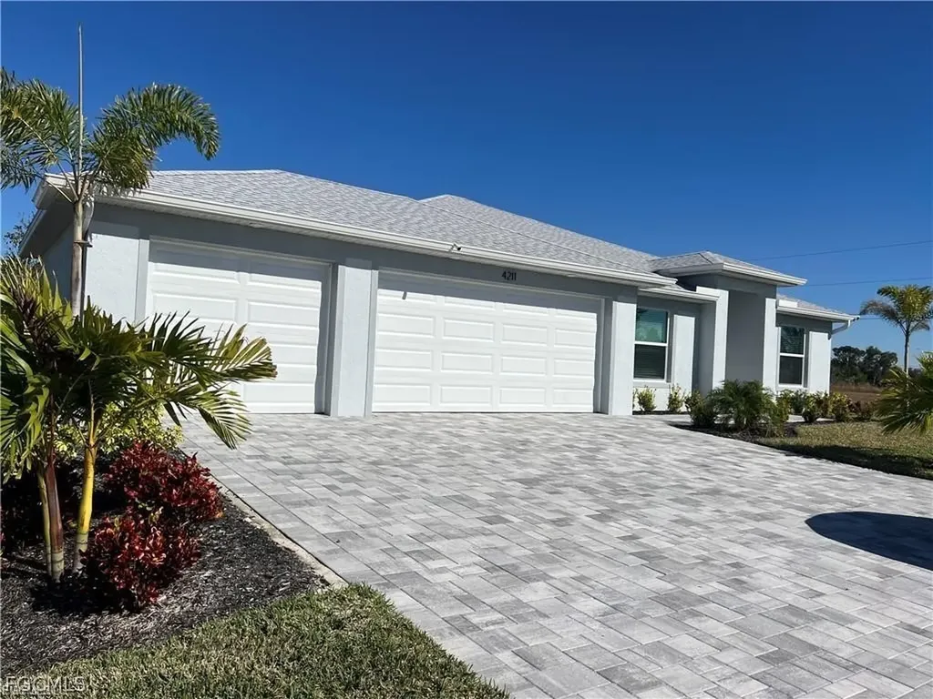 4211 NE 19th Avenue Cape Coral FL 33909