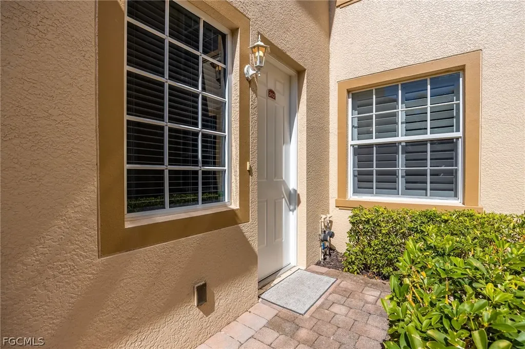 5550 Berkshire Drive Fort Myers FL 33912