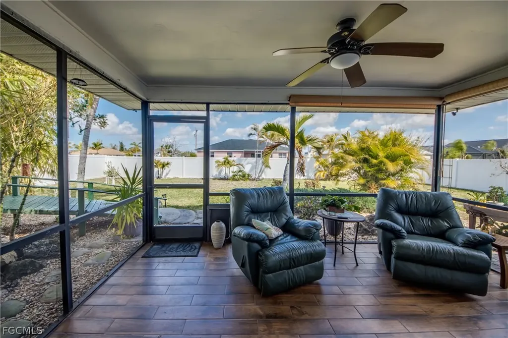 1617 SW 25th Lane Cape Coral FL 33914