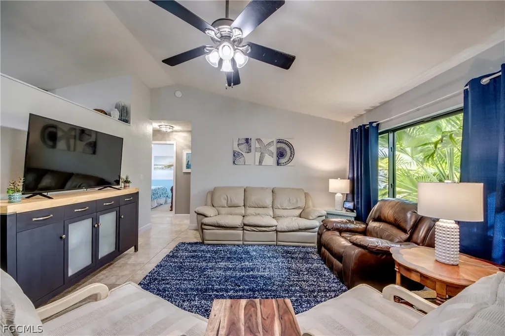 1617 SW 25th Lane Cape Coral FL 33914