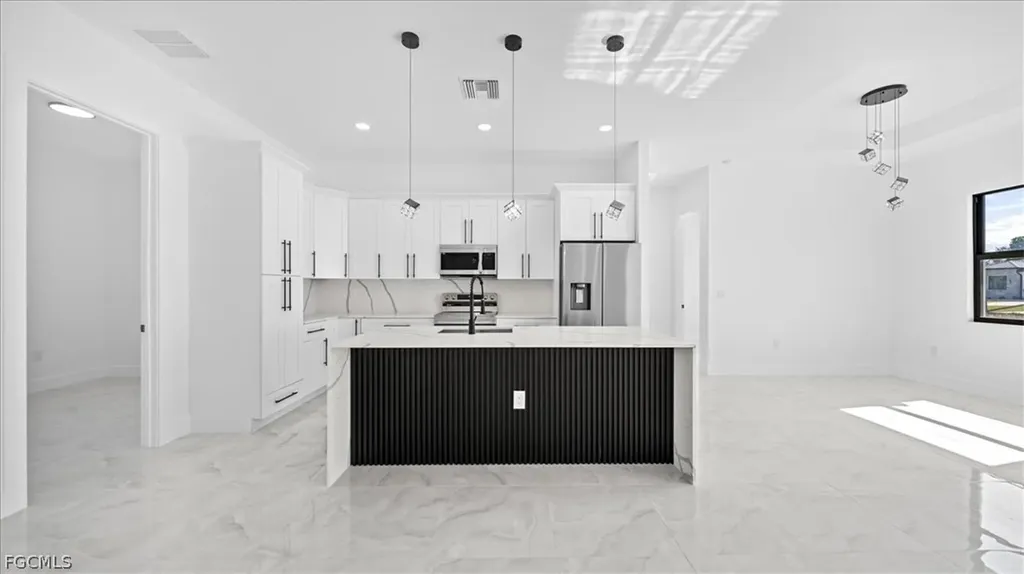 7608 8th Place Labelle FL 33935