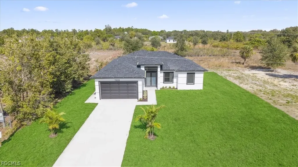 7608 8th Place Labelle FL 33935