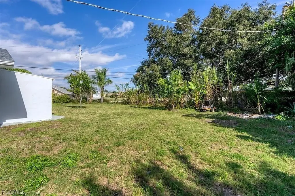 4289 Yucatan Circle Port Charlotte FL 33948