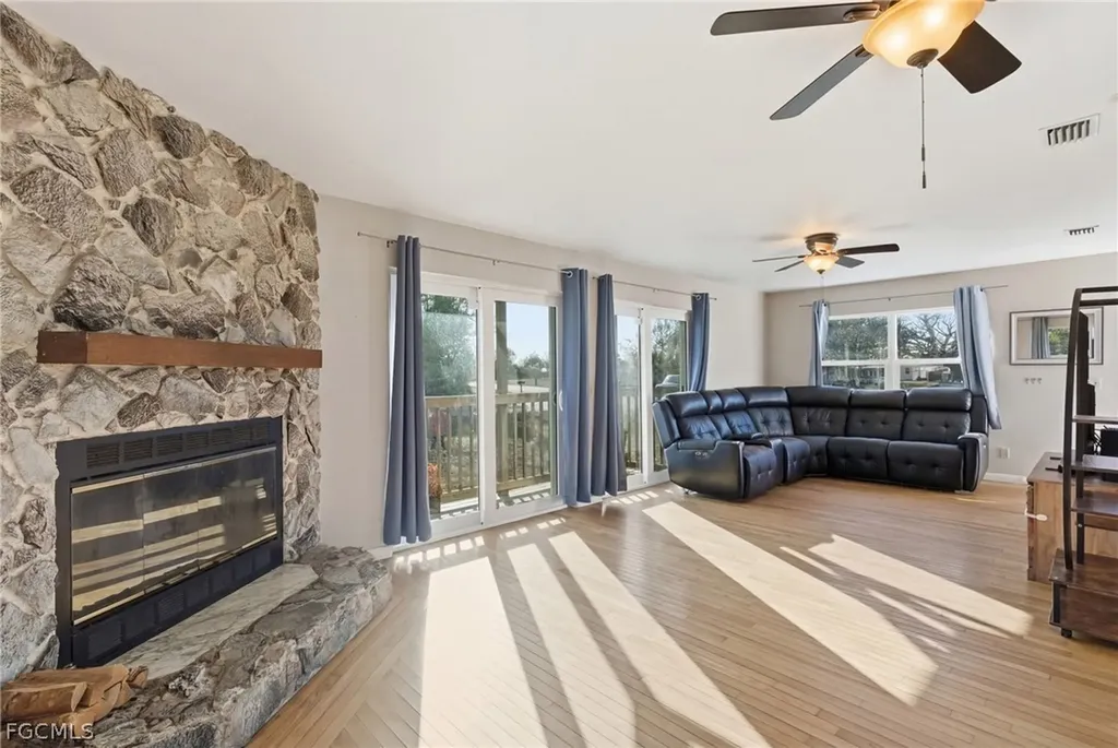 373 Hile Lane Punta Gorda FL 33982