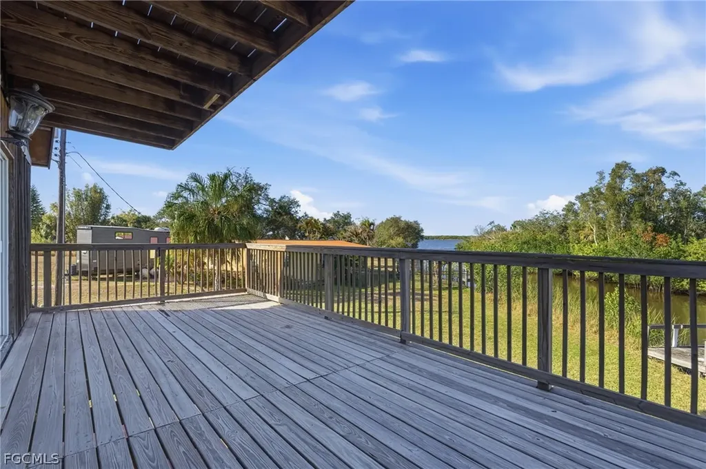 373 Hile Lane Punta Gorda FL 33982