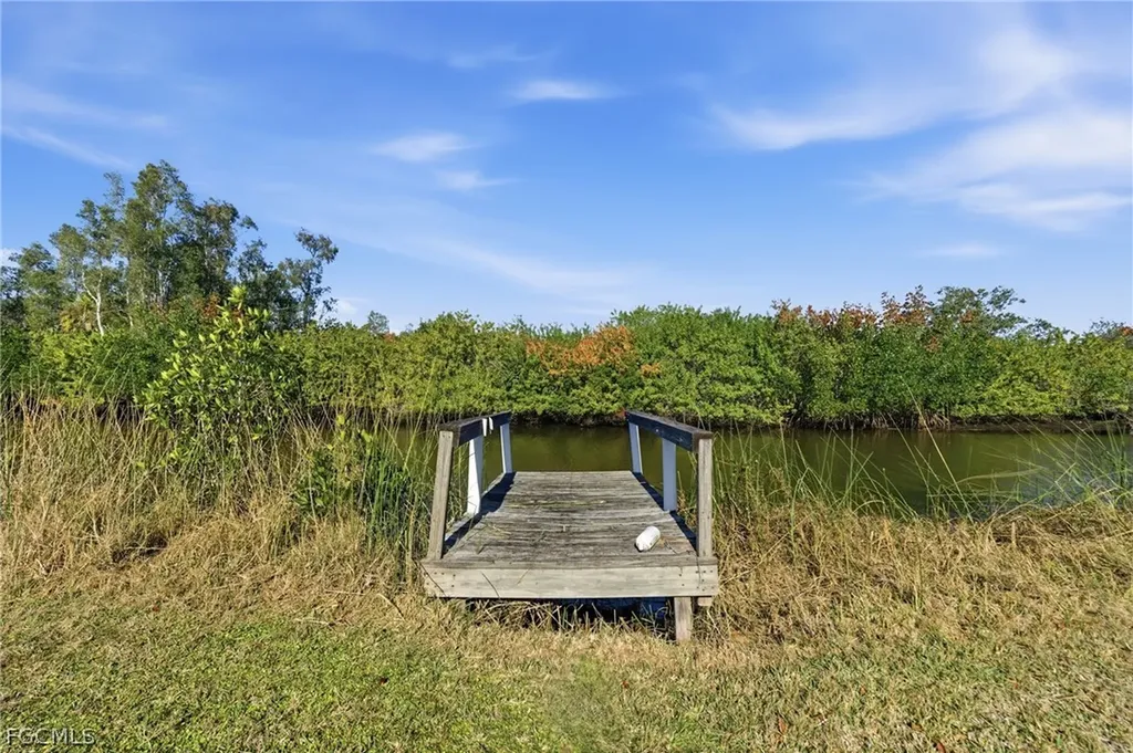 373 Hile Lane Punta Gorda FL 33982