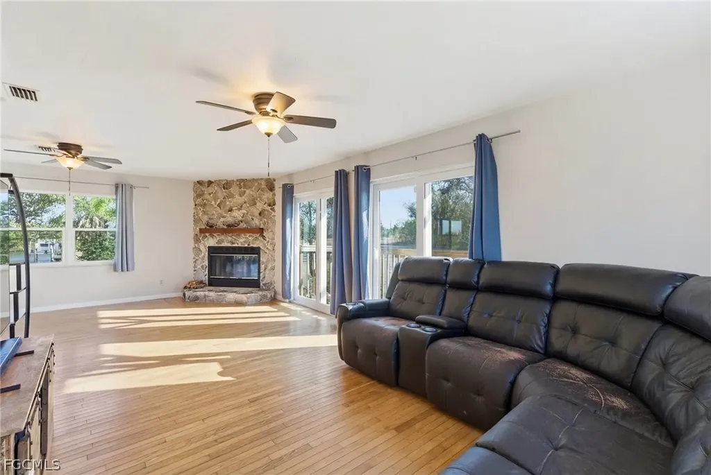 373 Hile Lane Punta Gorda FL 33982