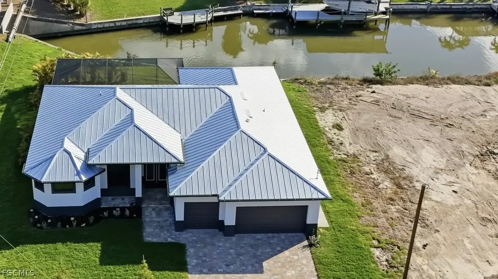 2000 SW 30th Terrace Cape Coral FL 33914