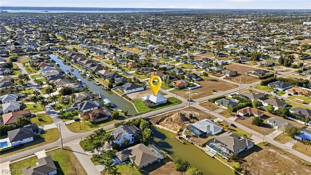 2000 SW 30th Terrace Cape Coral FL 33914