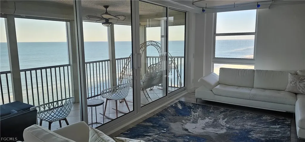 10691 Gulf Shore Drive E Naples FL 34108