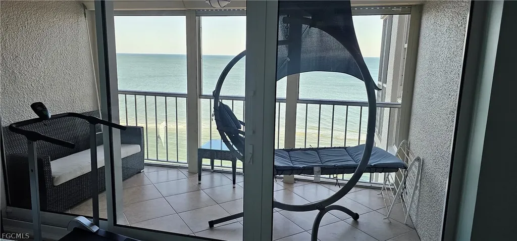 10691 Gulf Shore Drive E Naples FL 34108