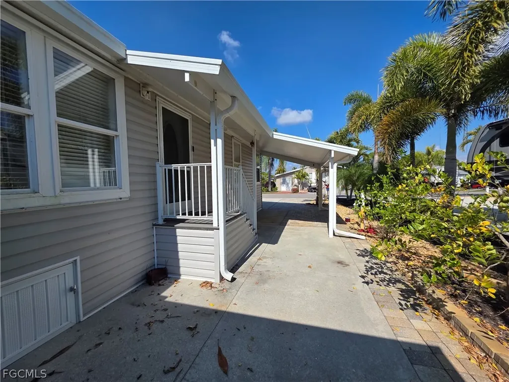 5881 Brightwood Drive Fort Myers FL 33905